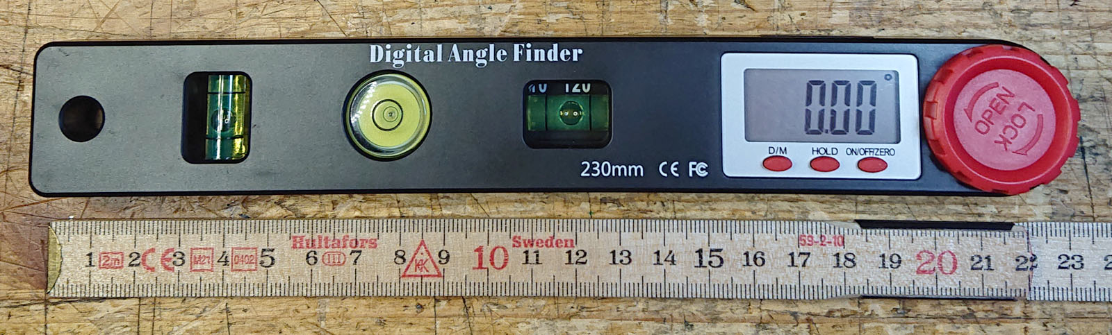 Digital vinkel med vattenpass.