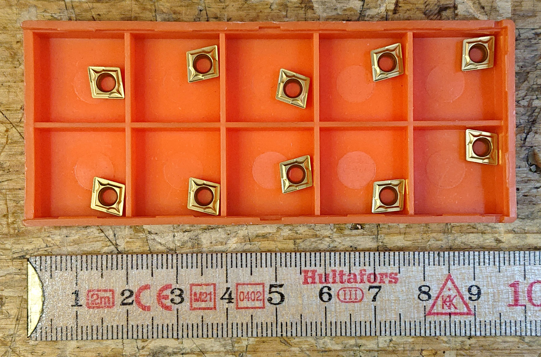 Svarvskär för hårt stål.