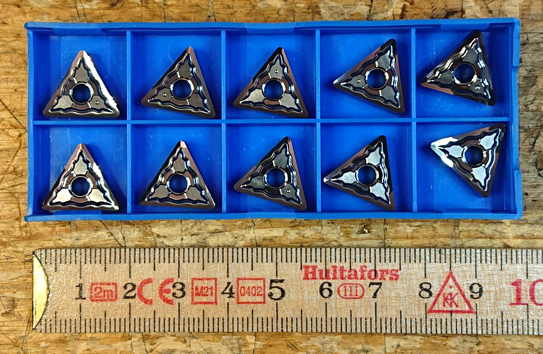 Svarvskär för aluminium.