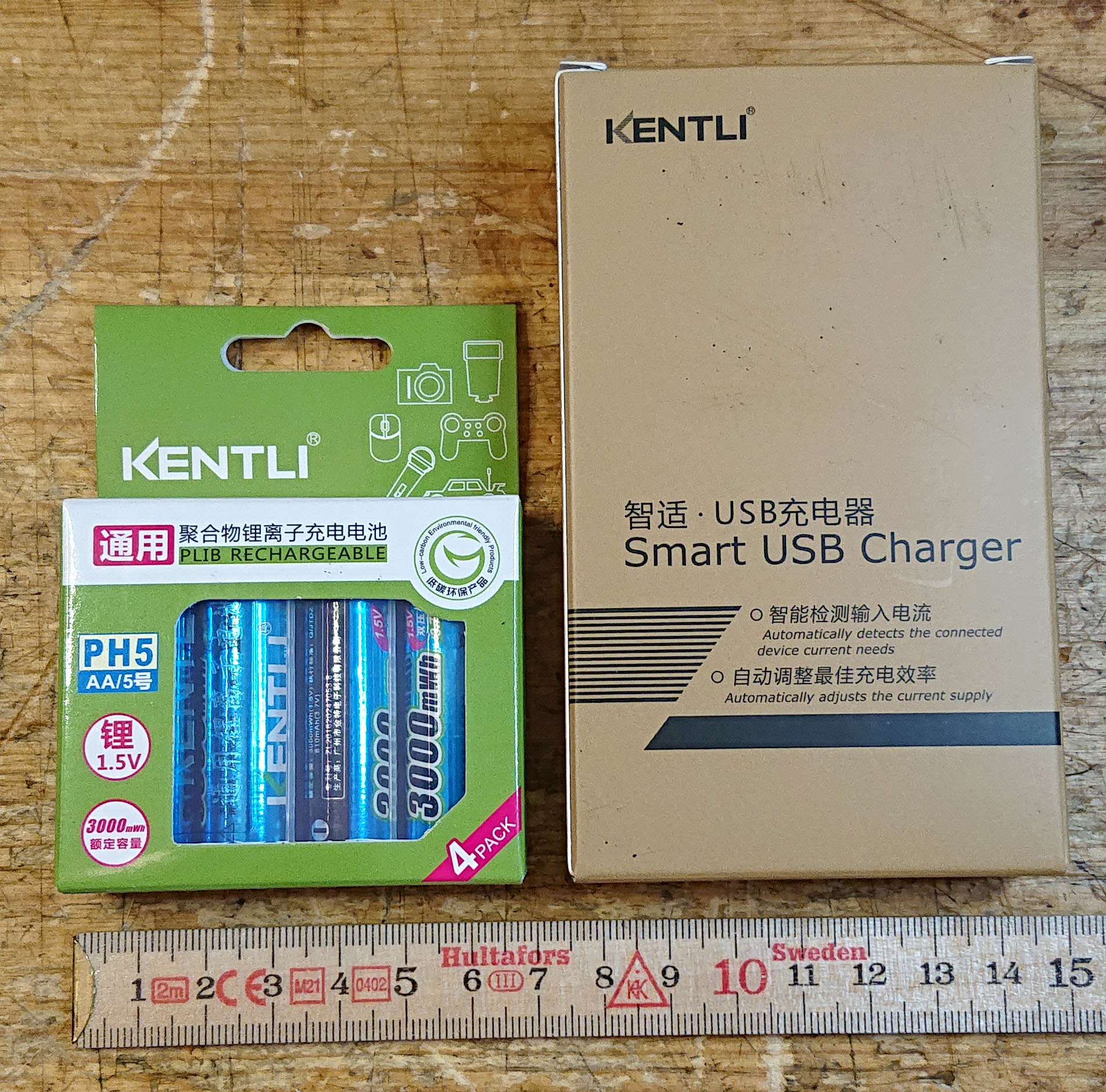 Laddare och batterier.