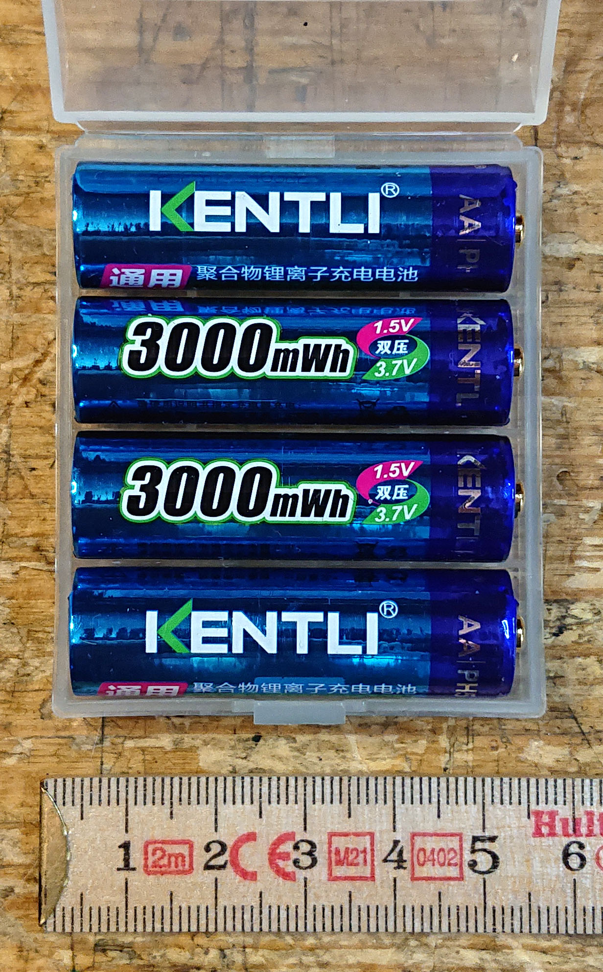 Laddare och batterier.