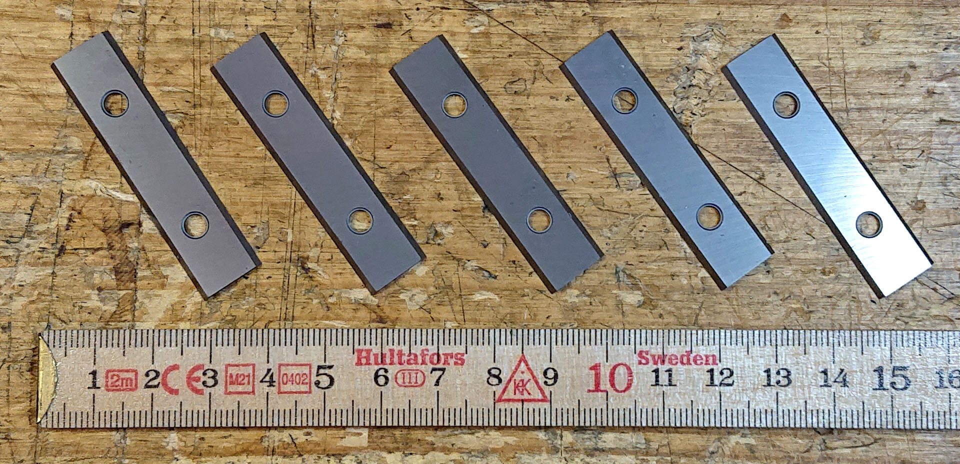 Carbideblad till färgskrapa.